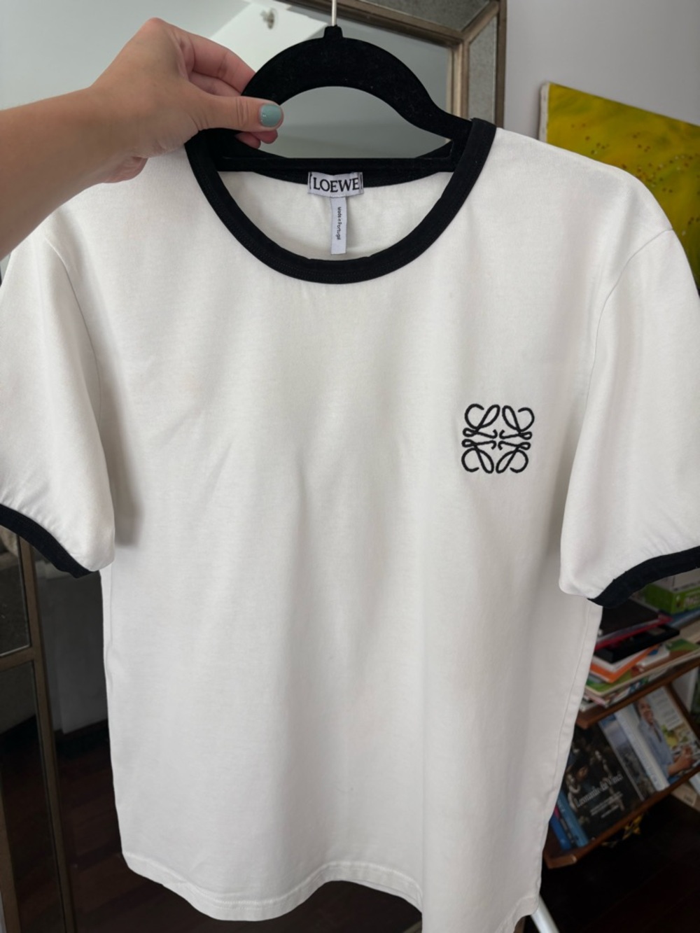 Loewe Anagram Crew Neck White T-Shirt Embroidered Accent Women Size M - Picture 8 of 12